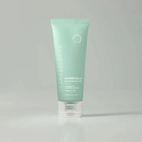 Confezione ufficiale di Postbiotic Barrier Balm Celavive.